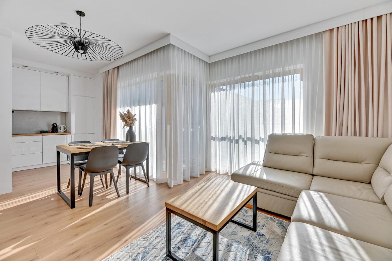 Nadmotlawie Riverside - Sauna, Gym & Parking By Downtown Apartments غدانسك المظهر الخارجي الصورة