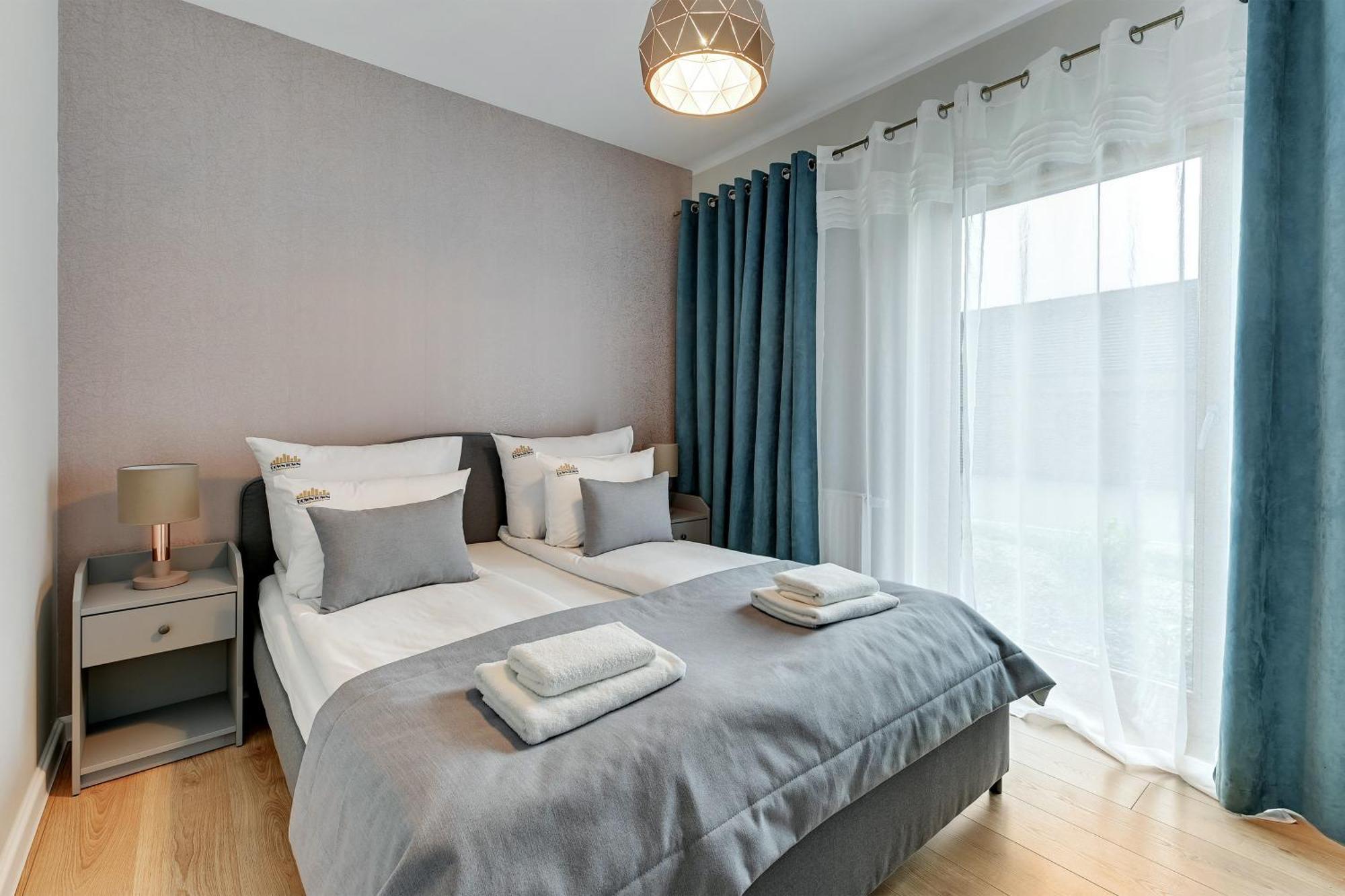 Nadmotlawie Riverside - Sauna, Gym & Parking By Downtown Apartments غدانسك الغرفة الصورة