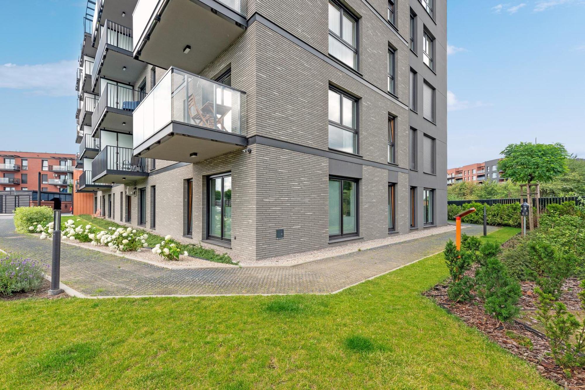 Nadmotlawie Riverside - Sauna, Gym & Parking By Downtown Apartments غدانسك المظهر الخارجي الصورة