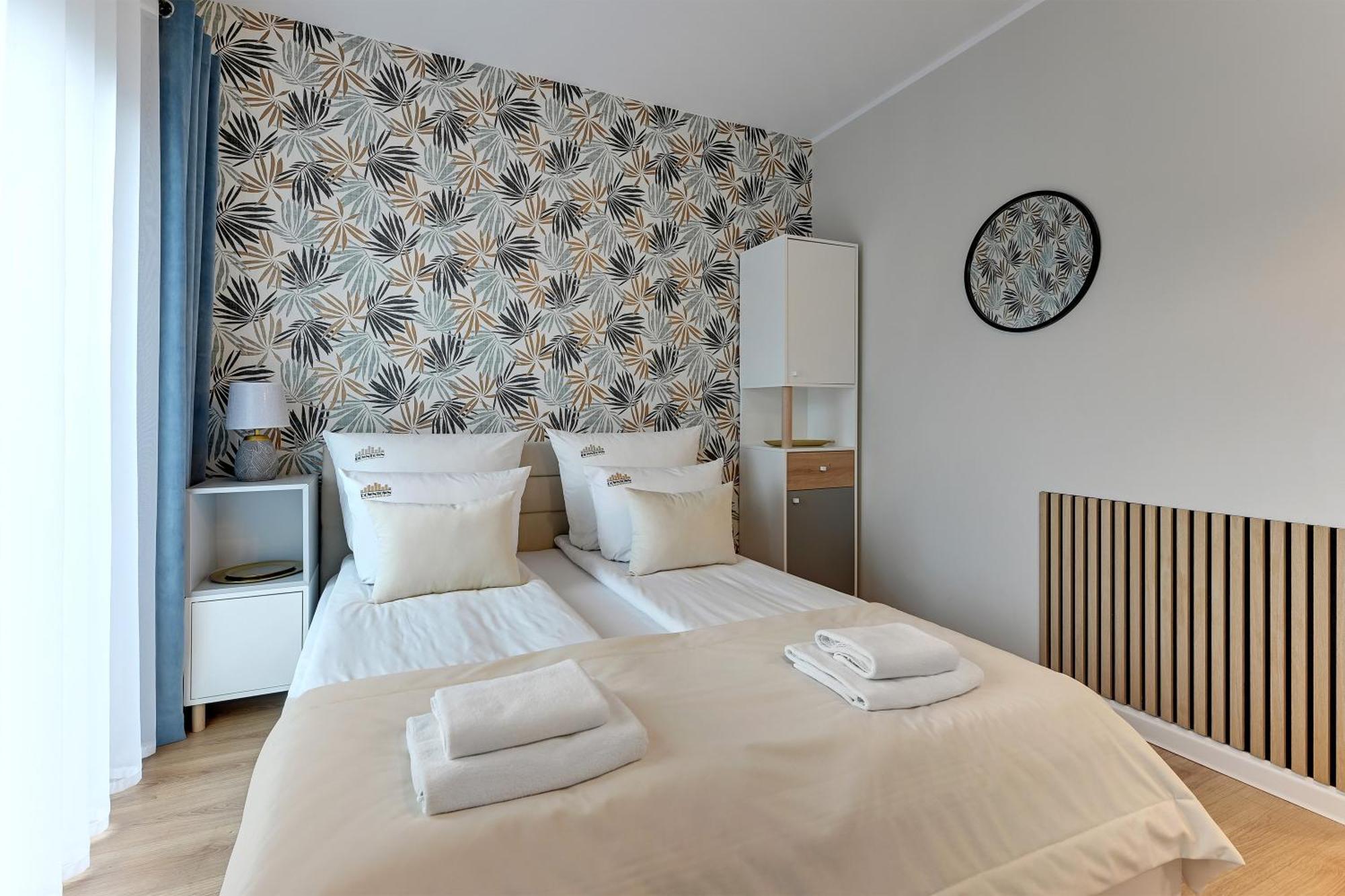 Nadmotlawie Riverside - Sauna, Gym & Parking By Downtown Apartments غدانسك الغرفة الصورة